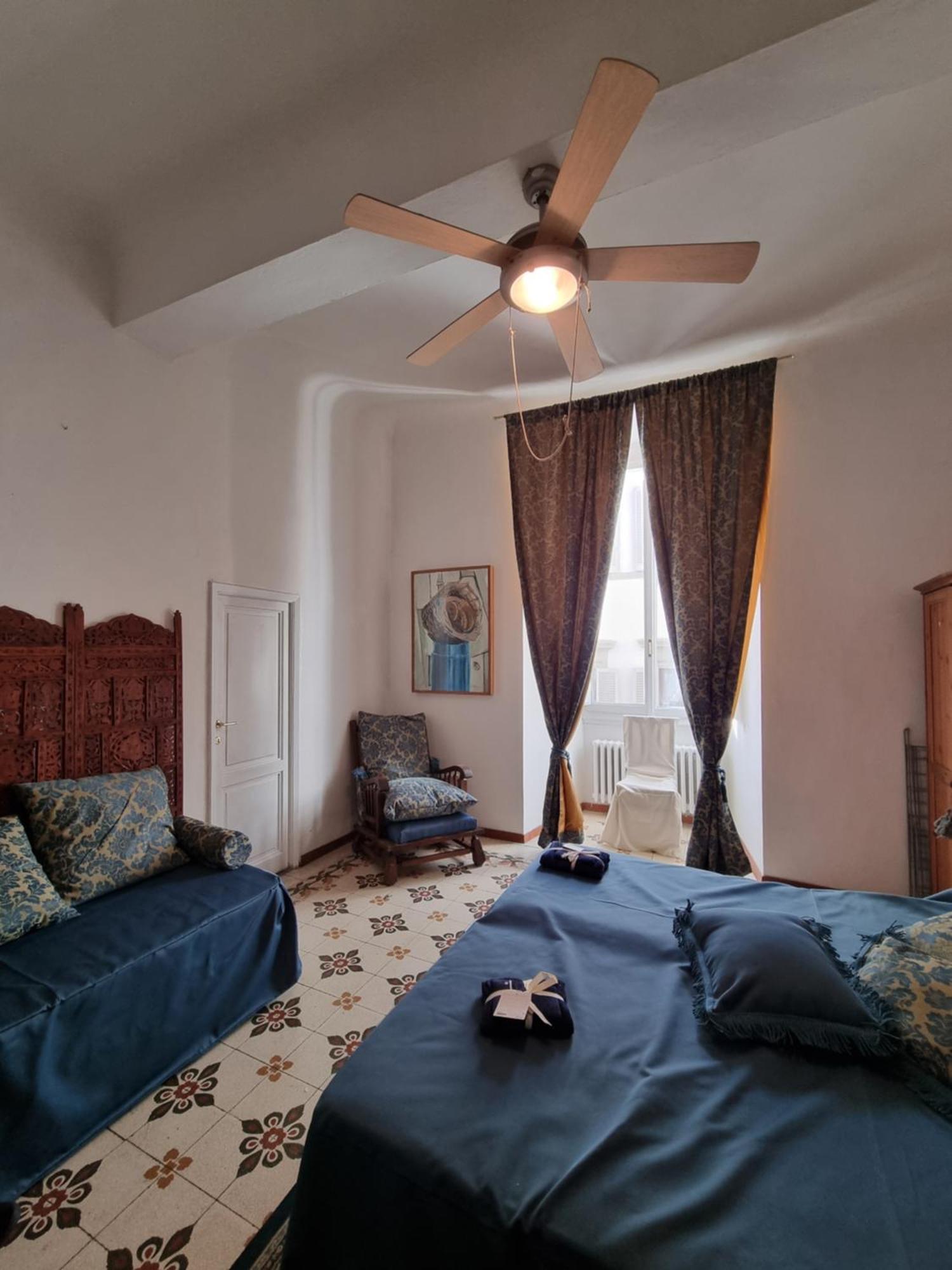 La Sede Dell'Arte Monolocale Studio E Camere In Torre Medievale Vicino A Duomo E Piazza Signoria Florens Exteriör bild