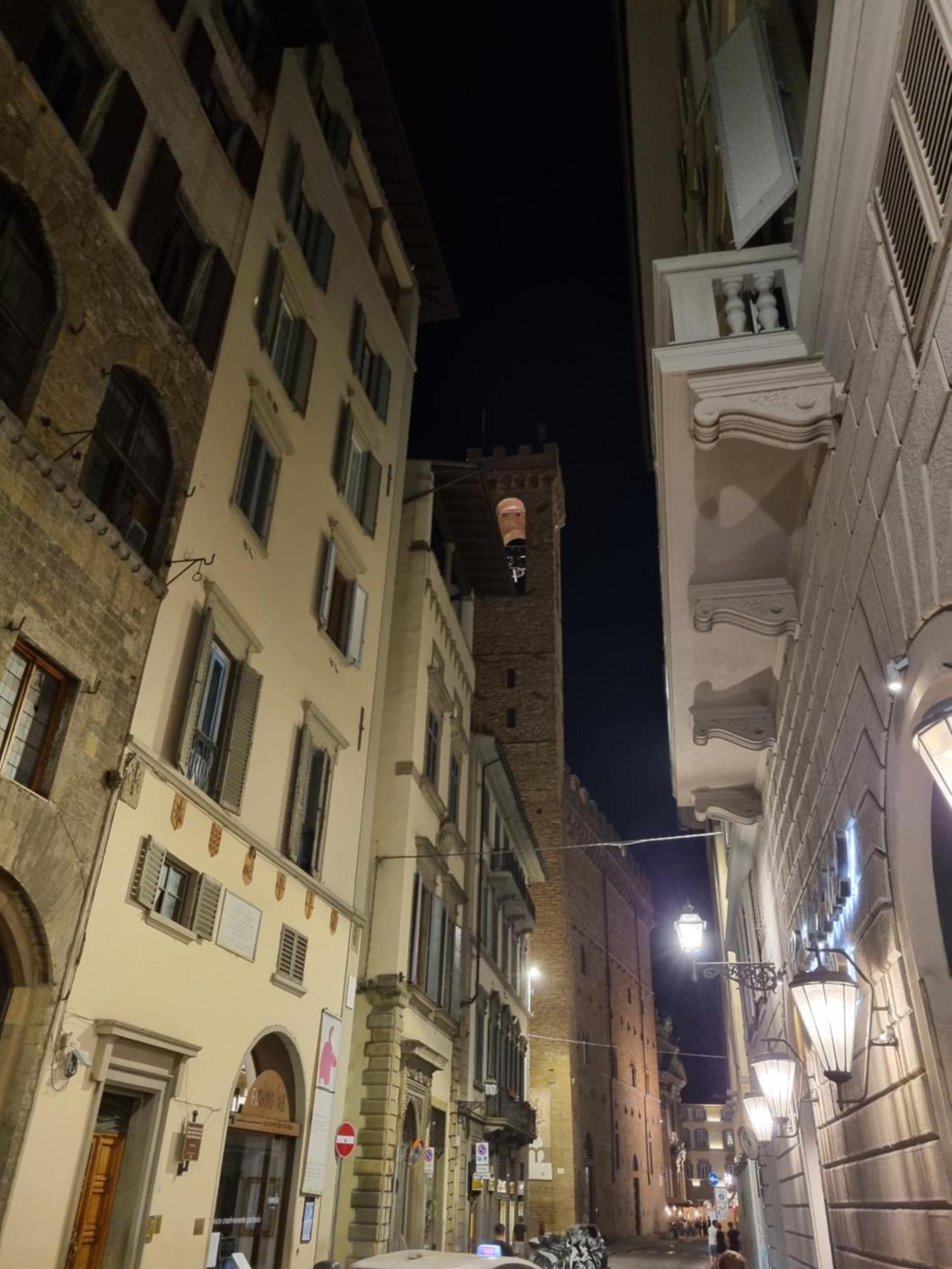 La Sede Dell'Arte Monolocale Studio E Camere In Torre Medievale Vicino A Duomo E Piazza Signoria Florens Exteriör bild