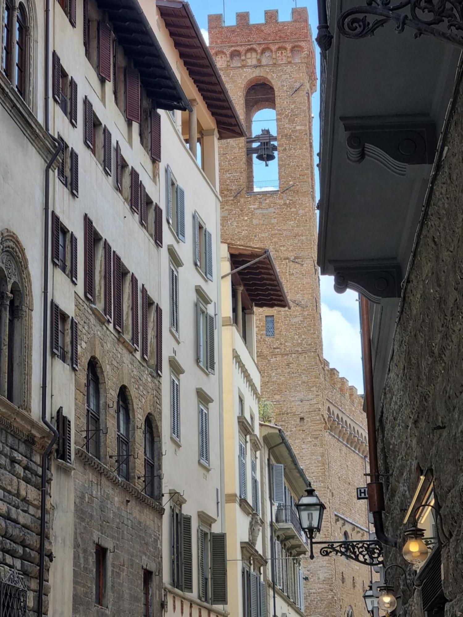 La Sede Dell'Arte Monolocale Studio E Camere In Torre Medievale Vicino A Duomo E Piazza Signoria Florens Exteriör bild
