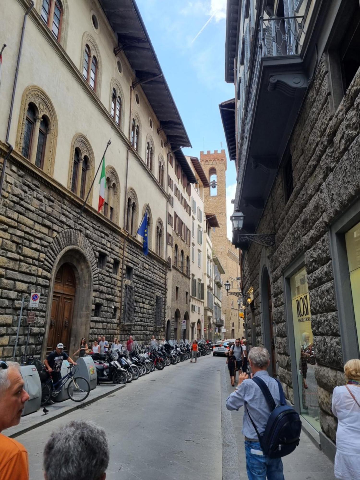 La Sede Dell'Arte Monolocale Studio E Camere In Torre Medievale Vicino A Duomo E Piazza Signoria Florens Exteriör bild