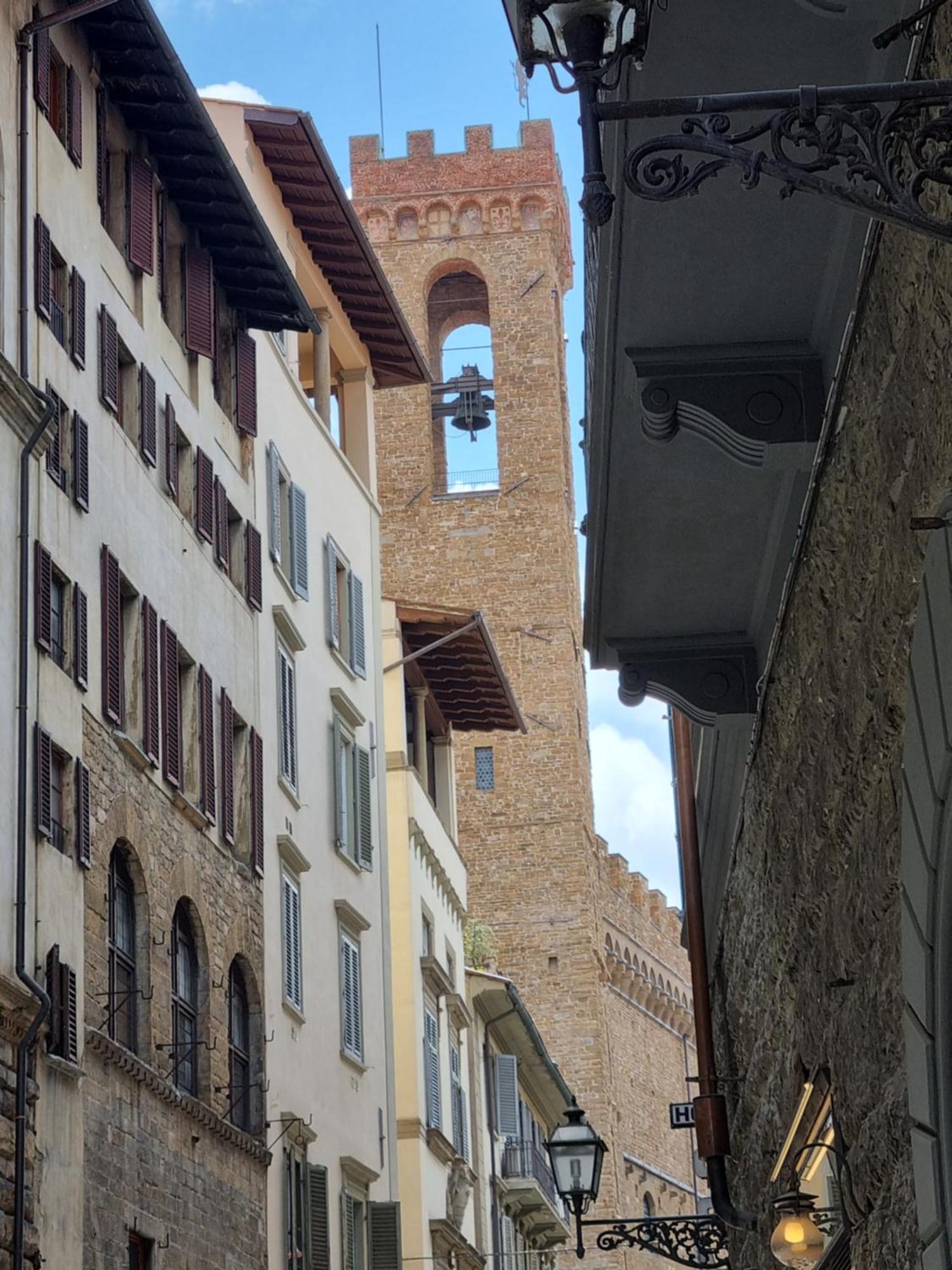 La Sede Dell'Arte Monolocale Studio E Camere In Torre Medievale Vicino A Duomo E Piazza Signoria Florens Exteriör bild