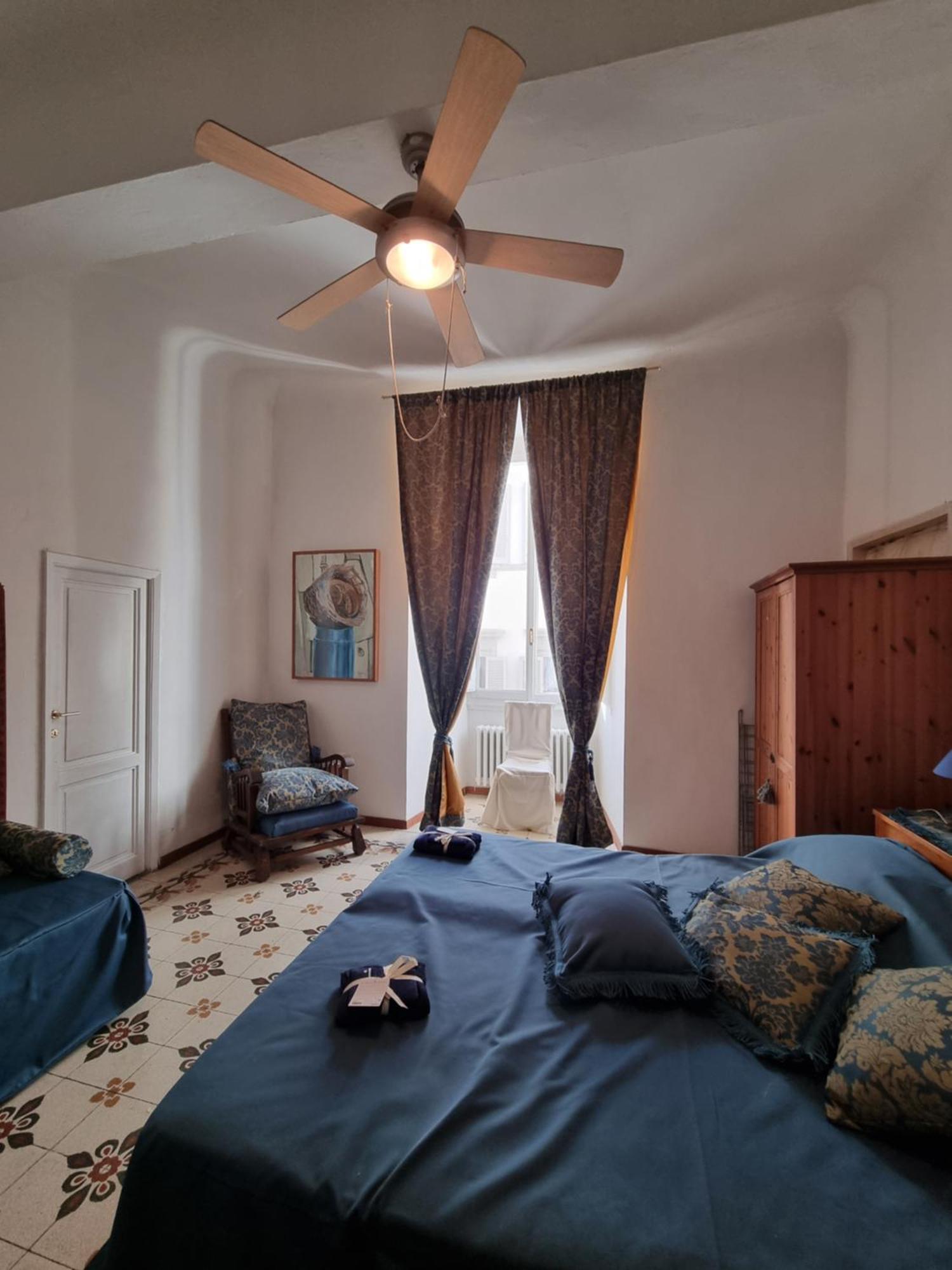La Sede Dell'Arte Monolocale Studio E Camere In Torre Medievale Vicino A Duomo E Piazza Signoria Florens Exteriör bild